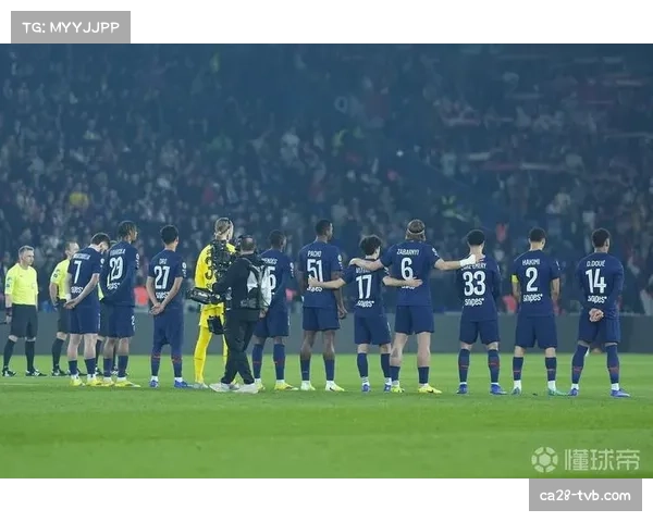 近14年来巴黎首次法甲主场比赛半场过后两球落后